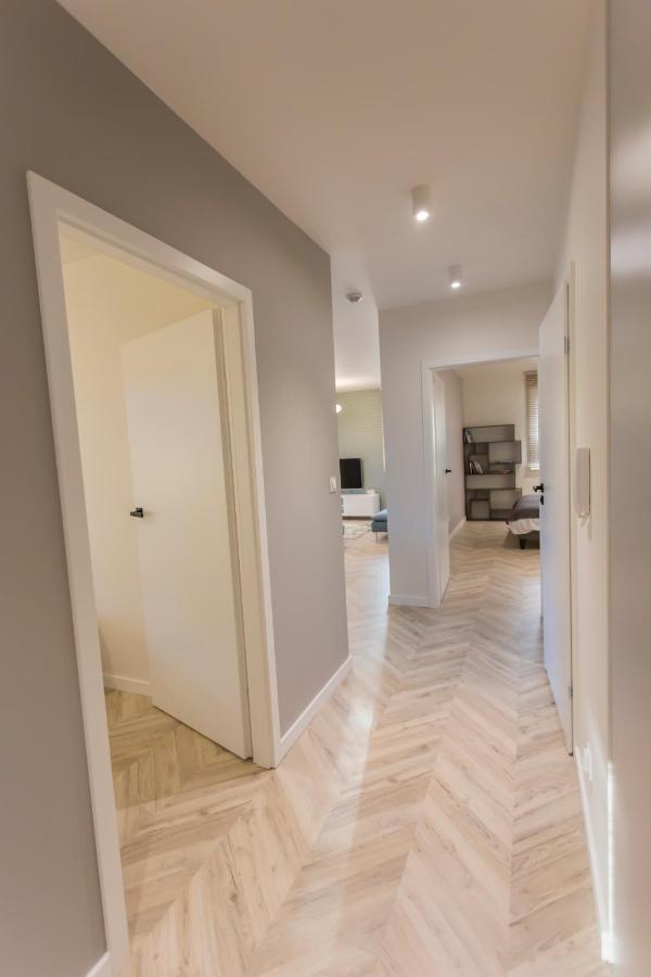كراكوفيا Home Inn المظهر الخارجي الصورة